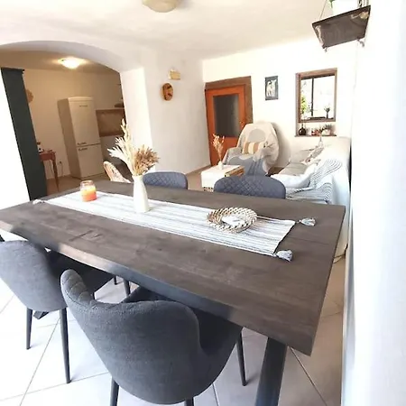 بيت للعطل La Casa Di Lily E Bruna